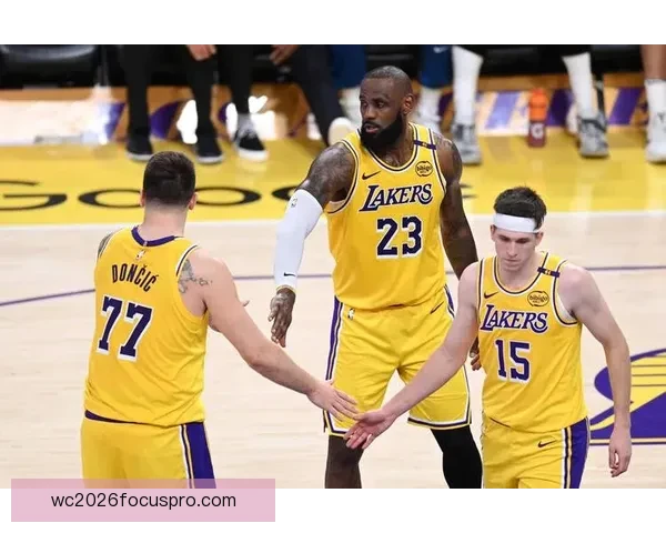 NBA季后赛风云再起巨星对决全面升级争冠格局迎来震荡洗牌时刻